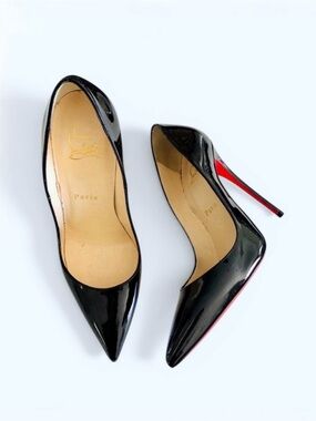 Christian Louboutin So Kate Pumps, Black Patent Leather sz. EU 36.5